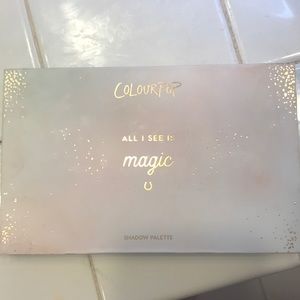Colourpop All i see is Magic Eyeshadow Palette!